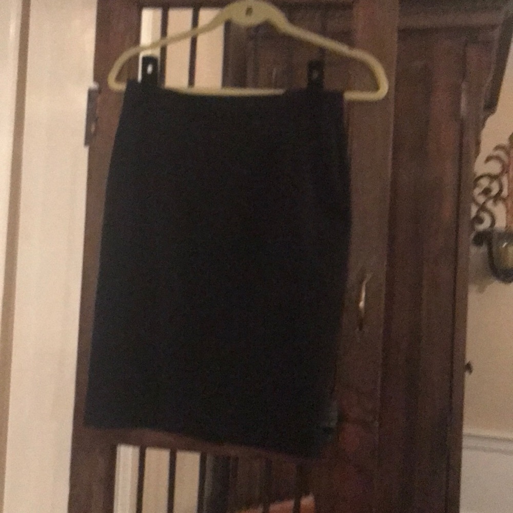 Ann Taylor black skirt